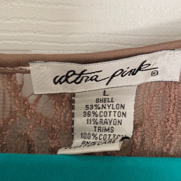 Ultra Pink L half sleeve lace blouse - Picture 3 of 8